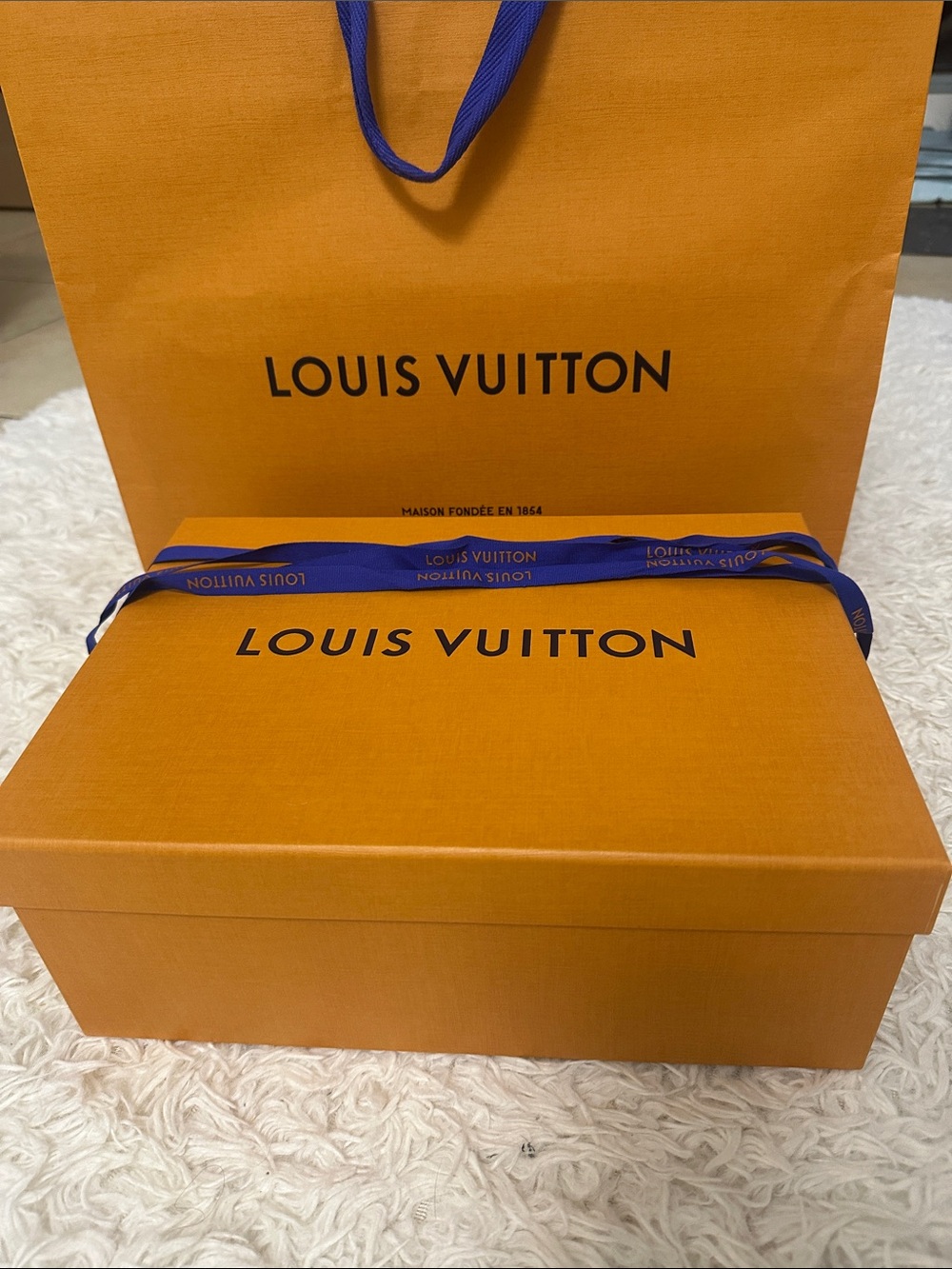 Louis Vuitton Orange Box / bag with Blue Ribbon (12”-8.5”-5”)